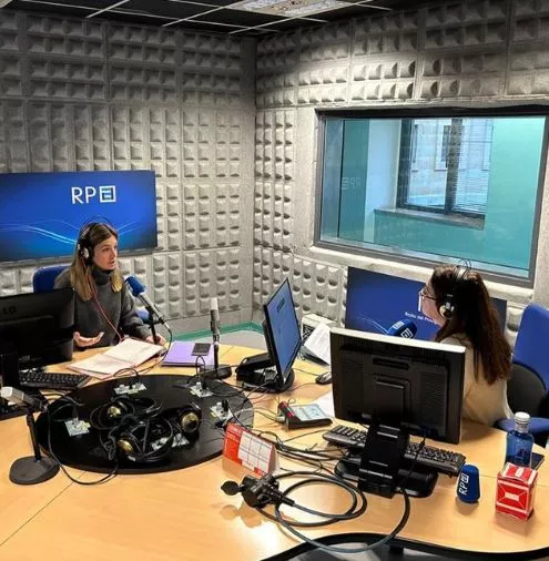 Lucia Feito en la radio RTPA